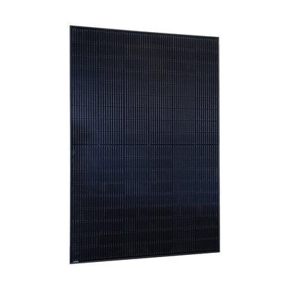 JA Solar JAM54D41-LB bifaziales Glas-Glas Modul in Schrägansicht, Energieerzeugung von beiden Seiten.